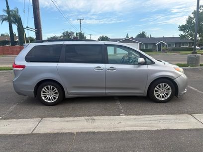Used 2013 Toyota Sienna XLE