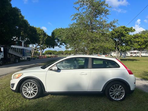 Used 2011 Volvo C30 image 9