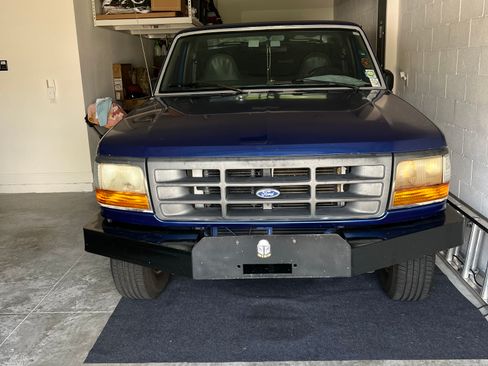Used 1997 Ford F250 2WD Regular Cab Heavy Duty image 4