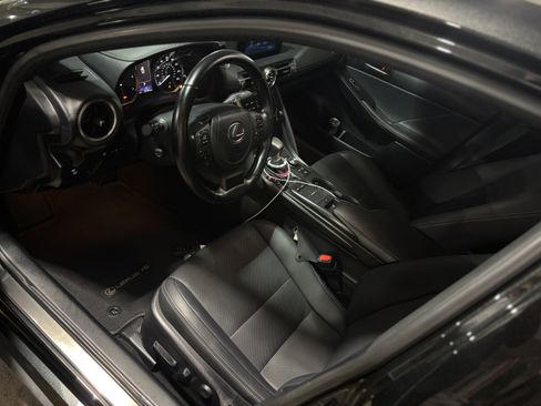 Used 2022 Lexus IS 300 w/ Premium Package RWD image 5