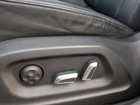 Used 2016 Audi Q3 2.0T Premium Plus w/ Technology Package image 23