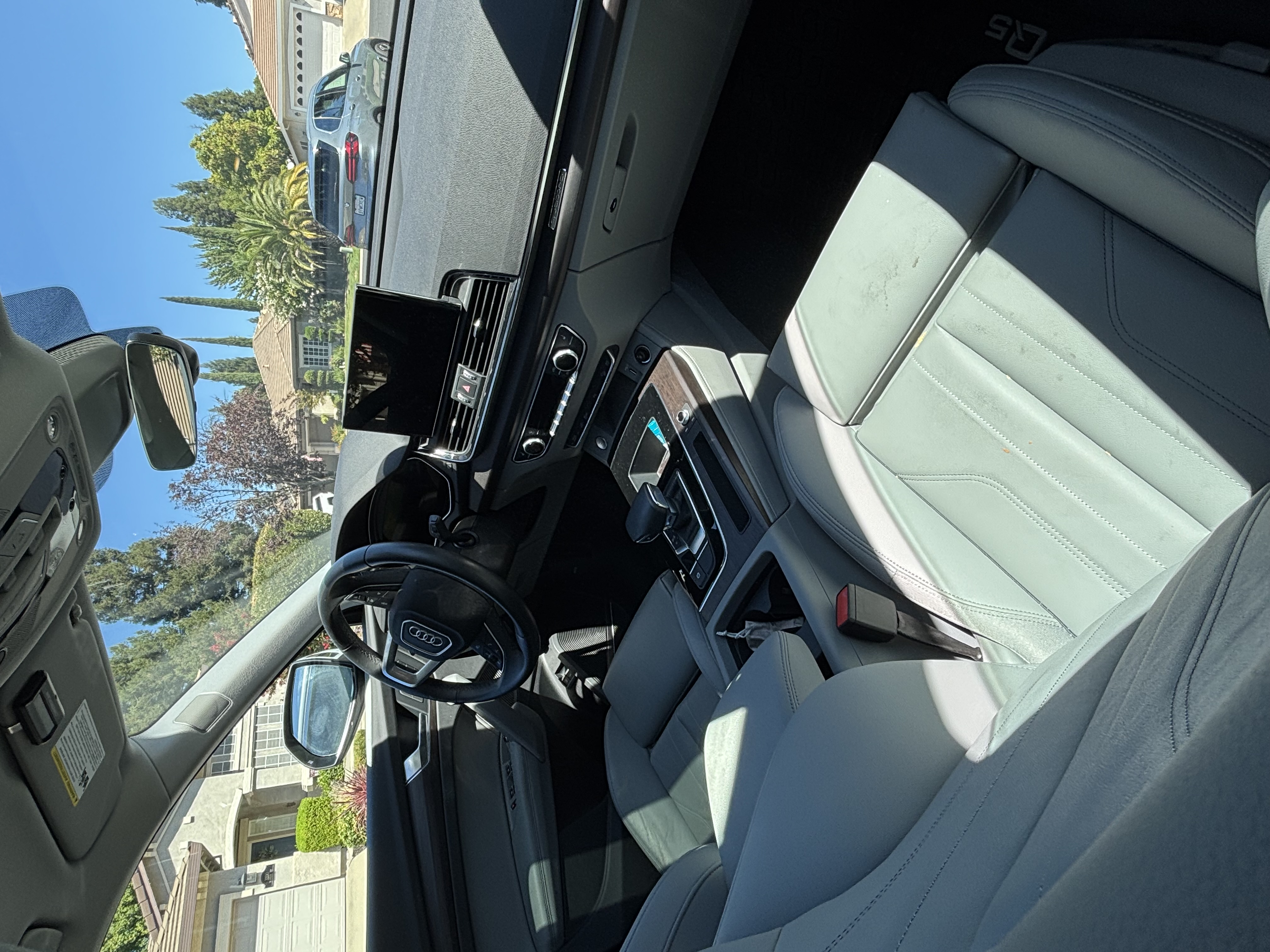 Used 2023 Audi Q5 e Premium Plus w/ Premium Plus Package AWD/4WD image 6
