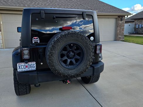 Used 2017 Jeep Wrangler Unlimited Sport w/ Quick Order Package 24S image 5