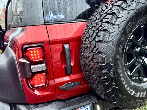 Used 2023 Ford Bronco Raptor image 11