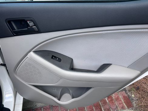 Used 2013 Kia Optima LX FWD image 22