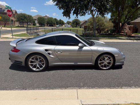 Used 2007 Porsche 911 Turbo AWD/4WD image 5