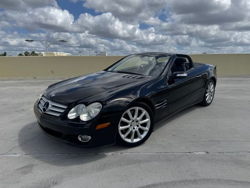Used 2007 Mercedes-Benz SL 550 image 1
