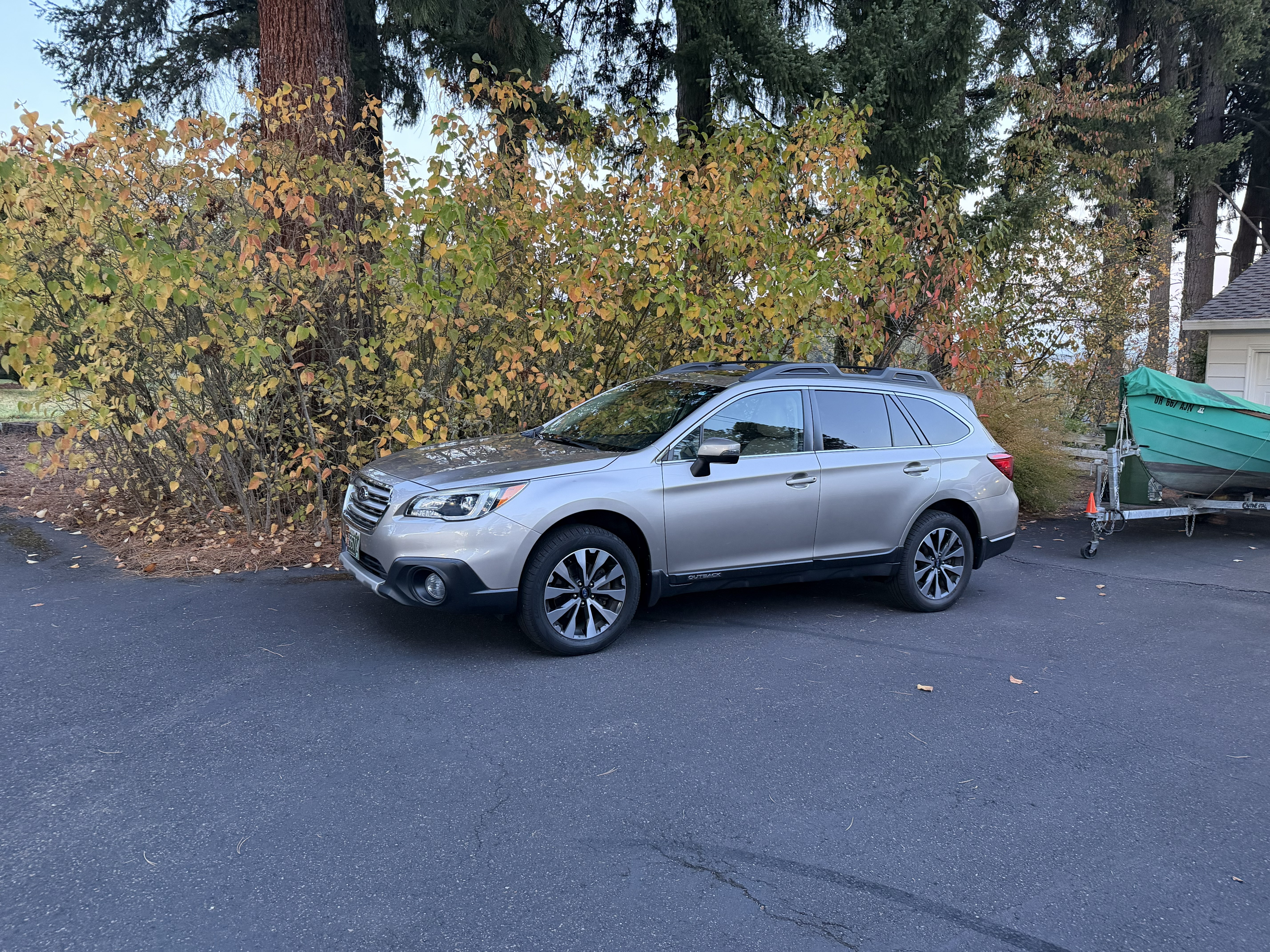 Used 2017 Subaru Outback 2.5i Limited AWD/4WD image 1