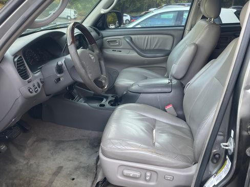 Used 2006 Toyota Tundra Darrell Waltrip Edition image 9