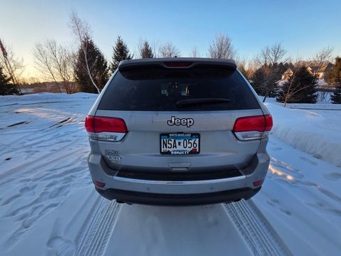 Used 2014 Jeep Grand Cherokee Limited image 18