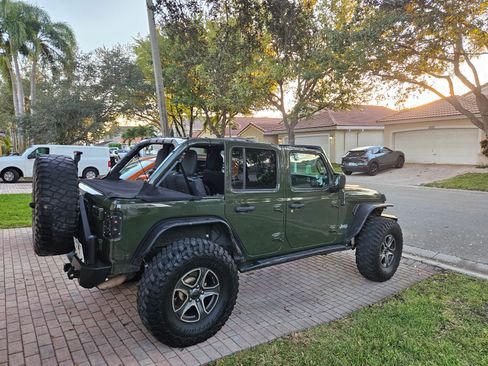 Used 2020 Jeep Wrangler Unlimited Sport S image 15