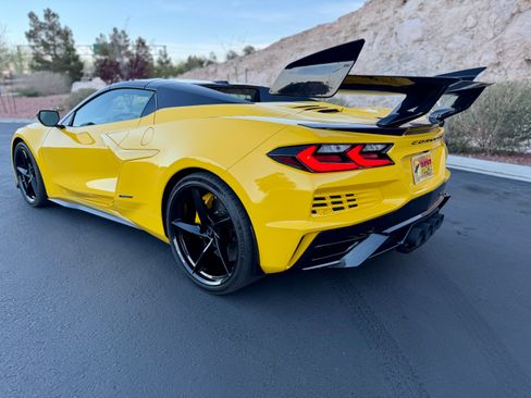 Used 2025 Chevrolet Corvette E-Ray image 32