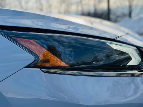 Used 2023 Nissan Altima 2.5 SR image 11