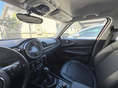 Used 2017 MINI Cooper Clubman image 6