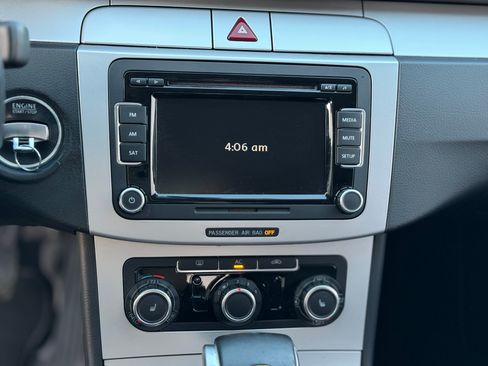 Used 2010 Volkswagen CC Sport image 20