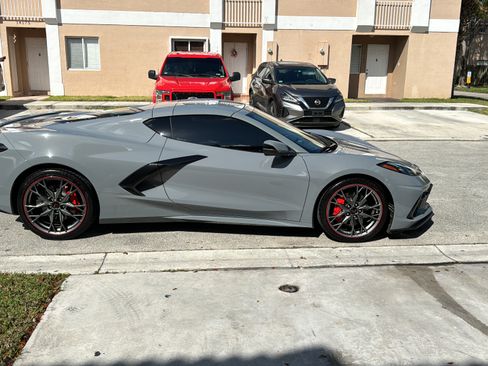 Used 2024 Chevrolet Corvette Stingray Coupe w/ 1LT RWD image 5