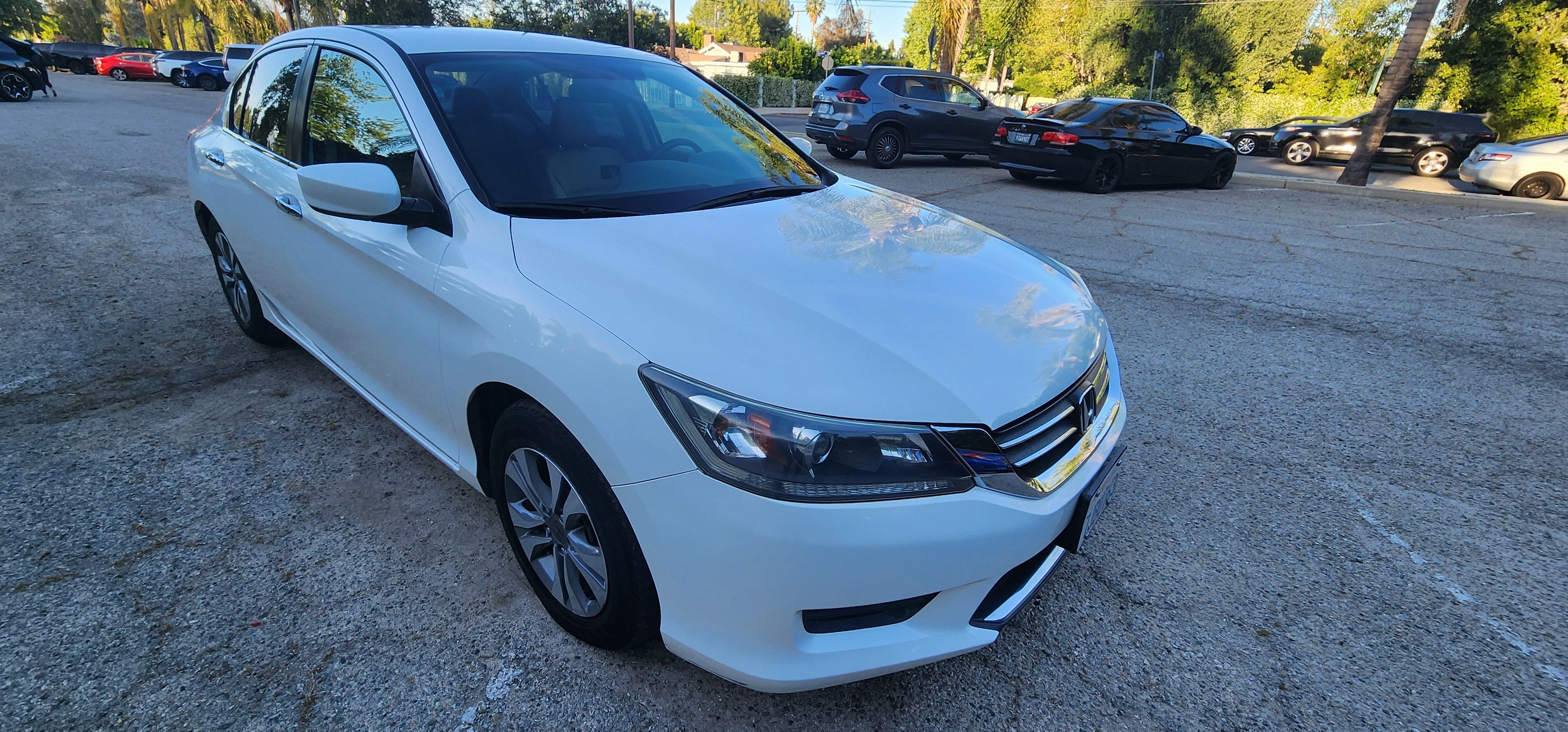 Used 2015 Honda Accord LX image 1