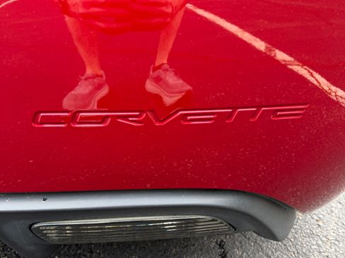 Used 2005 Chevrolet Corvette Convertible w/ Preferred Equipment Group image 12