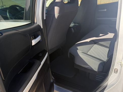 Used 2017 Toyota Tundra SR5 w/ SR5 Upgrade Package image 9