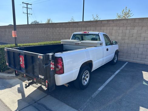Used 2007 Chevrolet Silverado 1500 W/T image 2