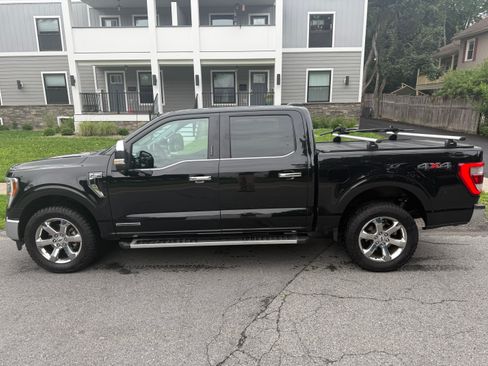 Used 2022 Ford F150 Lariat w/ Equipment Group 502A High AWD/4WD image 2