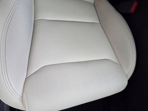 Used 2022 Tesla Model X AWD/4WD image 4