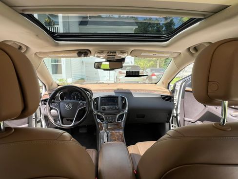 Used 2014 Buick LaCrosse Premium w/ Driver Confidence Package FWD image 17
