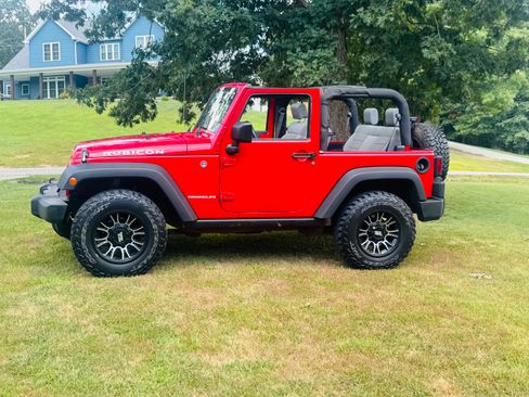 Used 2008 Jeep Wrangler Rubicon w/ PWR Convenience Group AWD/4WD image 5