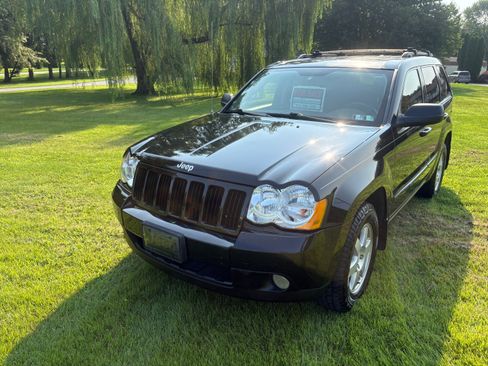 Used 2009 Jeep Grand Cherokee Laredo AWD/4WD image 4
