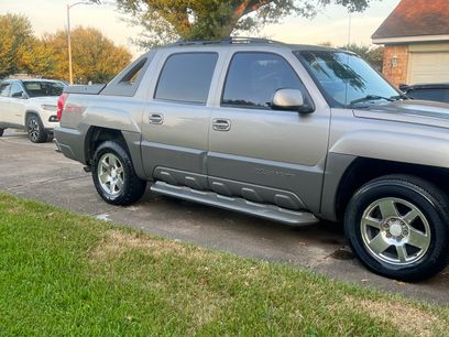 Used 2002 Chevrolet Avalanche 2WD