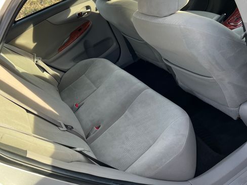 Used 2010 Toyota Corolla LE image 20