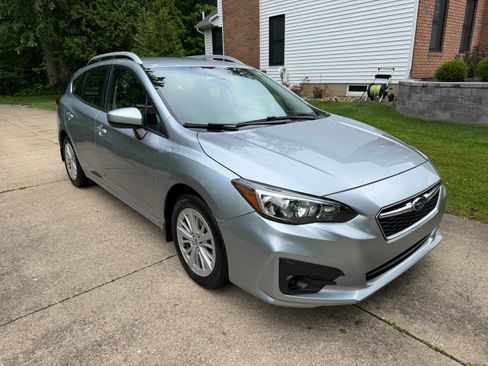 Used 2017 Subaru Impreza 2.0i Premium AWD/4WD image 11