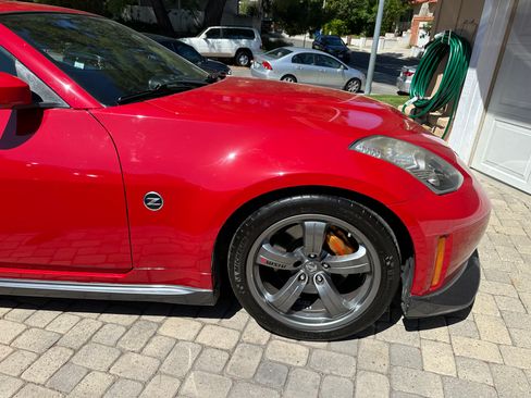 Used 2007 Nissan 350Z NISMO image 10