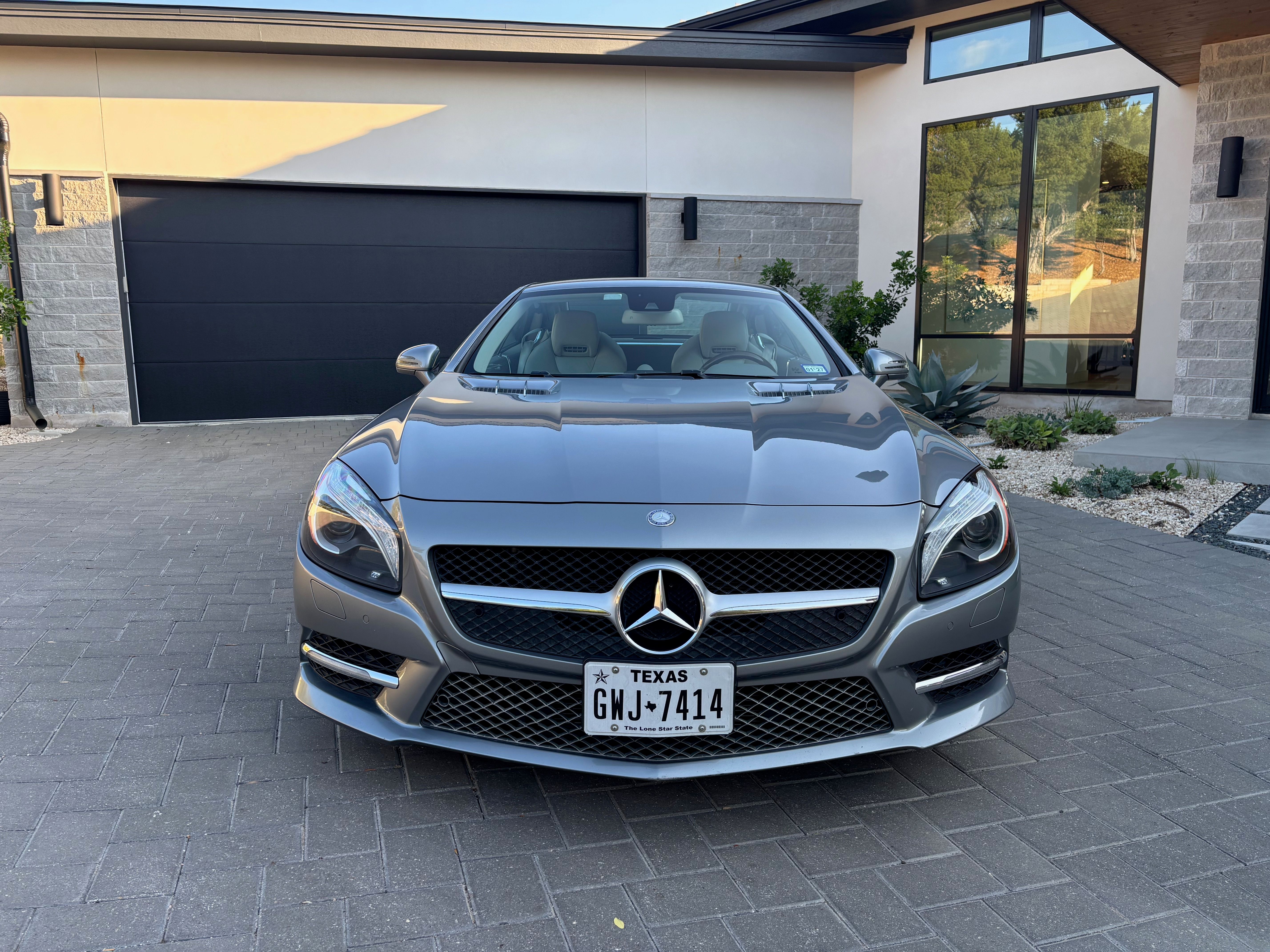 Used 2013 Mercedes-Benz SL 550 image 10