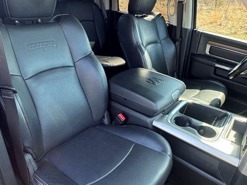 Used 2017 RAM 1500 Laramie w/ Convenience Group image 15