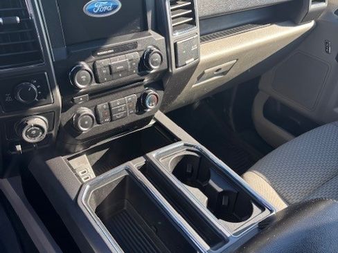 Used 2018 Ford F150 XLT w/ Equipment Group 302A Luxury image 9