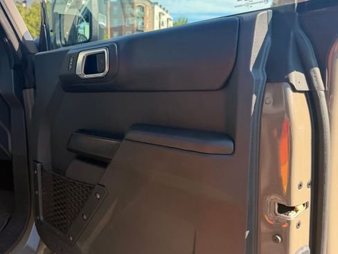 Used 2025 Ford Bronco Outer Banks w/ Sasquatch Package AWD/4WD image 10