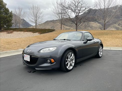 Used 2015 MAZDA MX-5 Miata Grand Touring image 13
