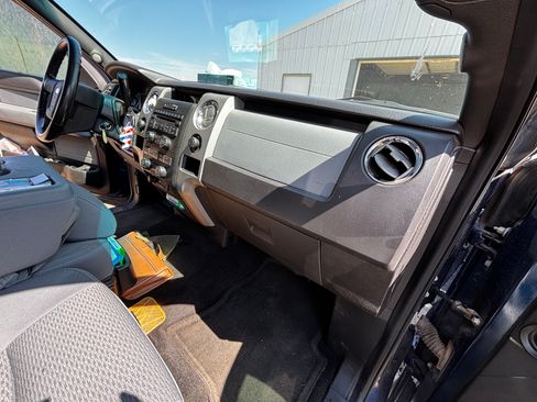 Used 2012 Ford F150 XLT w/ XLT Chrome Pkg image 16