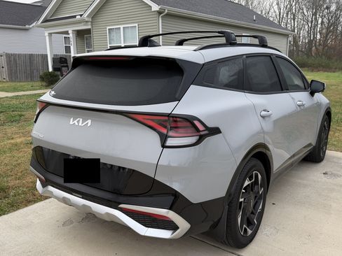 Used 2024 Kia Sportage SX image 5