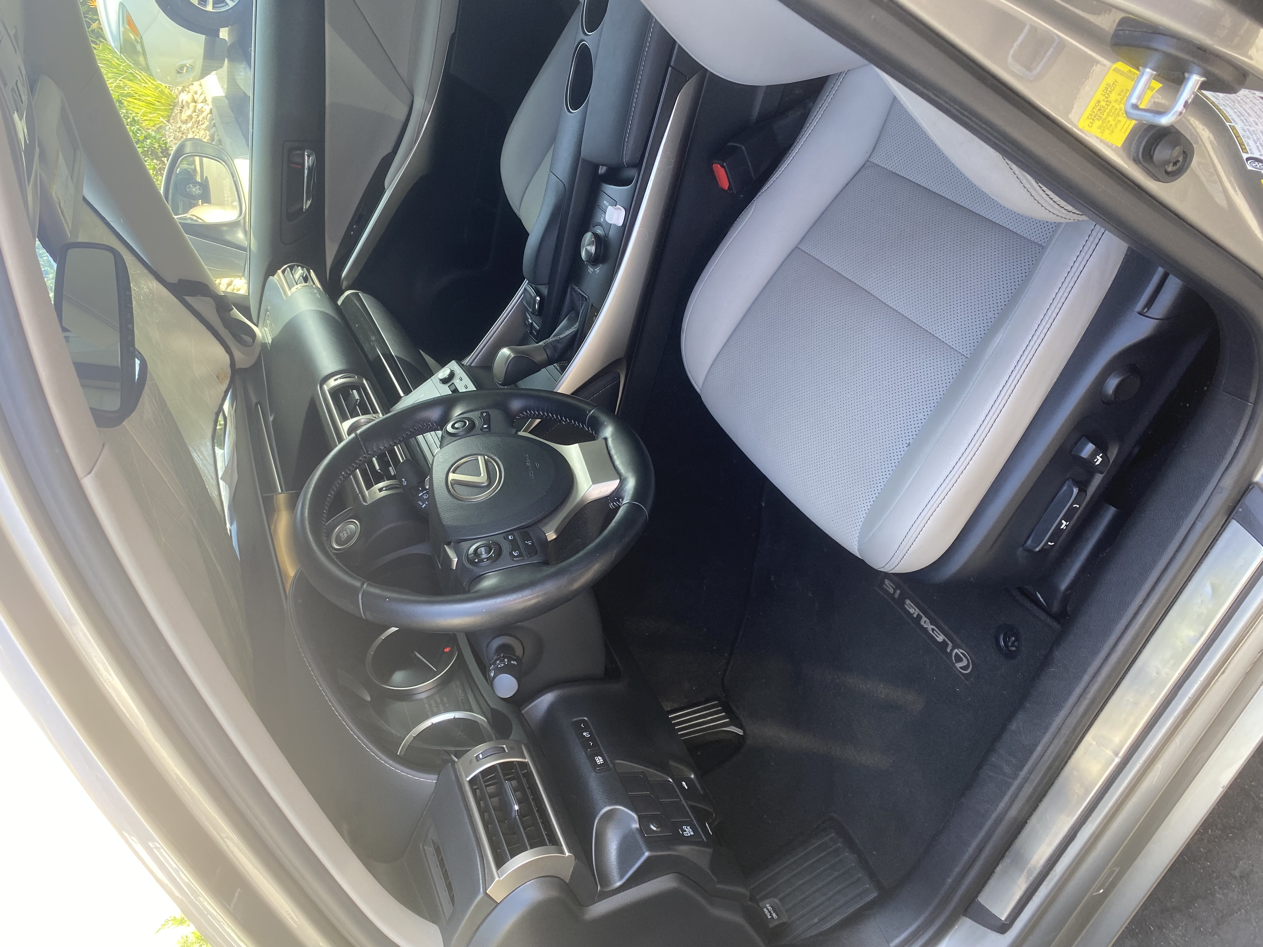 Used 2016 Lexus IS 200t w/ Navigation System Package RWD image 5
