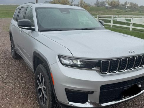 Used 2025 Jeep Grand Cherokee L Limited w/ Trailer Tow Package image 2