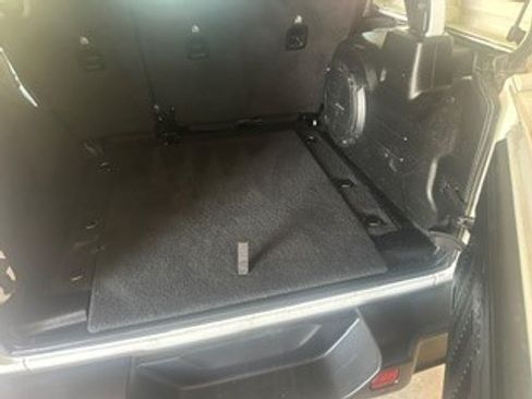 Used 2021 Jeep Wrangler Unlimited Sahara AWD/4WD image 24