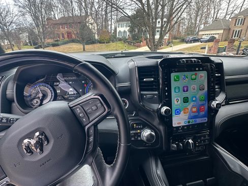 Used 2022 RAM 1500 Limited image 12