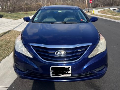 Used 2011 Hyundai Sonata GLS image 2