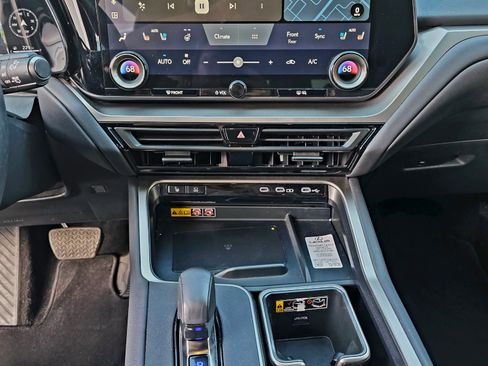 Used 2024 Lexus TX 350 AWD w/ Technology Package image 14