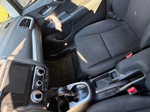 Used 2015 Honda Fit EX image 4