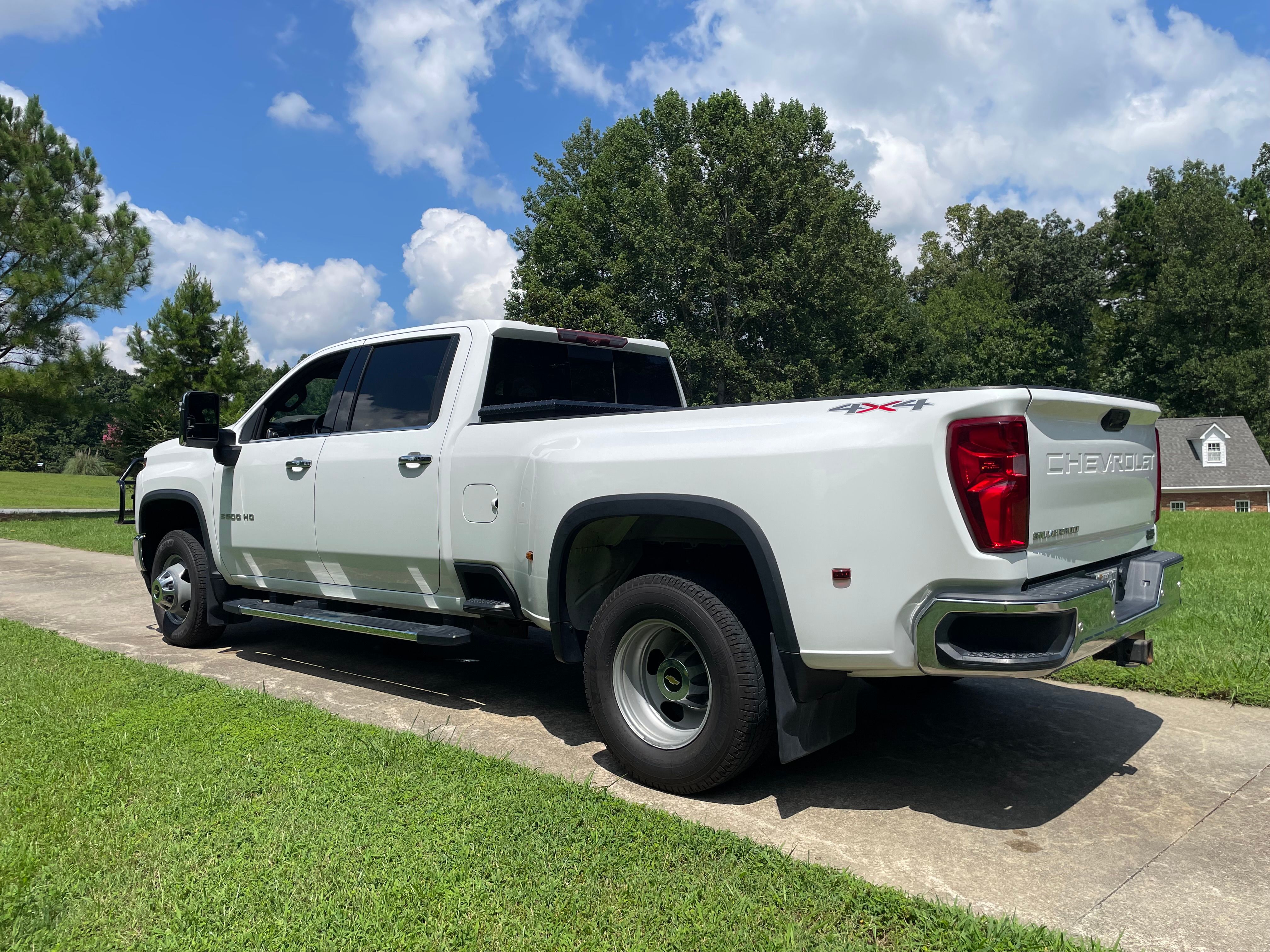 Used 2020 Chevrolet Silverado 3500 LTZ w/ LTZ Plus Package AWD/4WD image 6