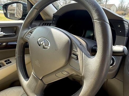 Used 2011 INFINITI G37 x Sedan w/ Premium Pkg image 14