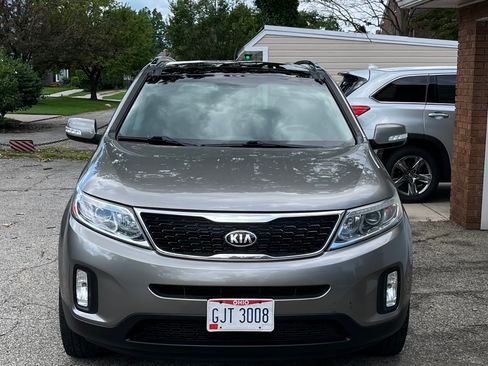 Used 2015 Kia Sorento EX w/ EX V6 Touring Package AWD/4WD image 9